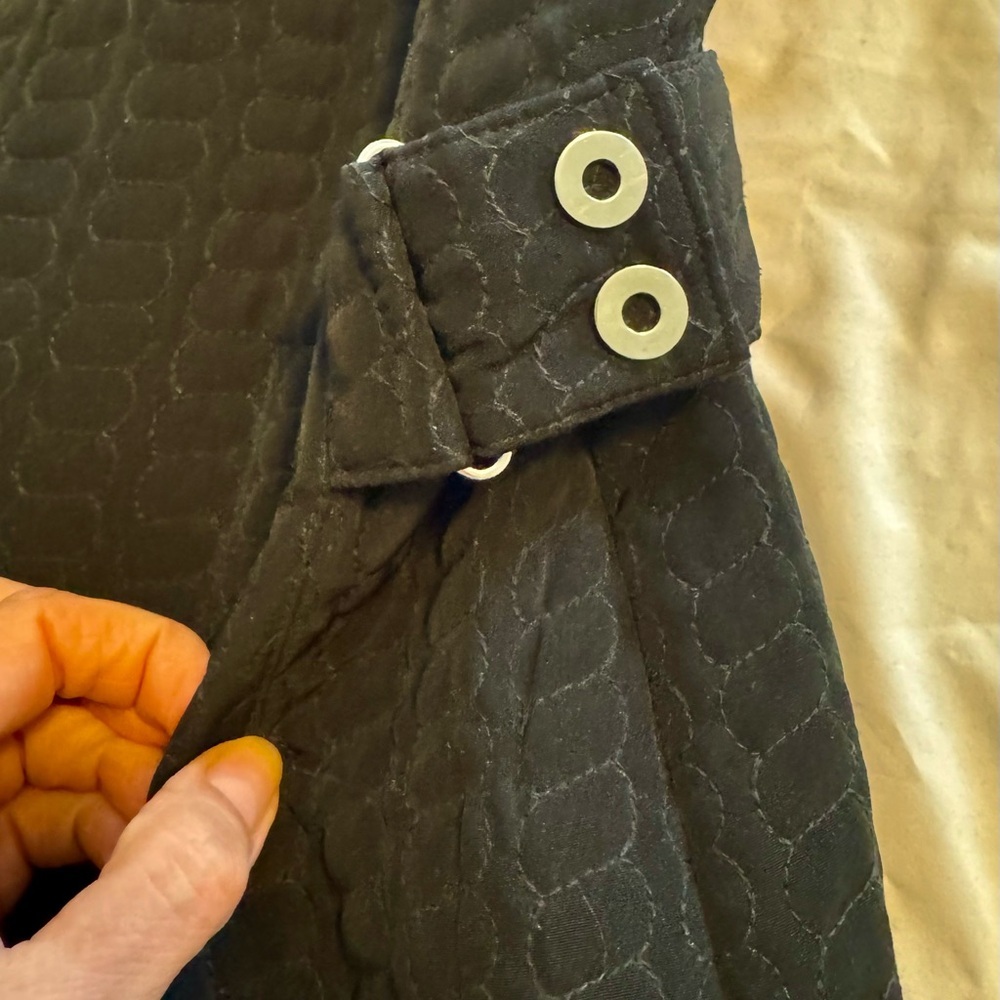 Black Quilted Women's Gallery Jacket Coat Size Medium - Picture 9 of 11